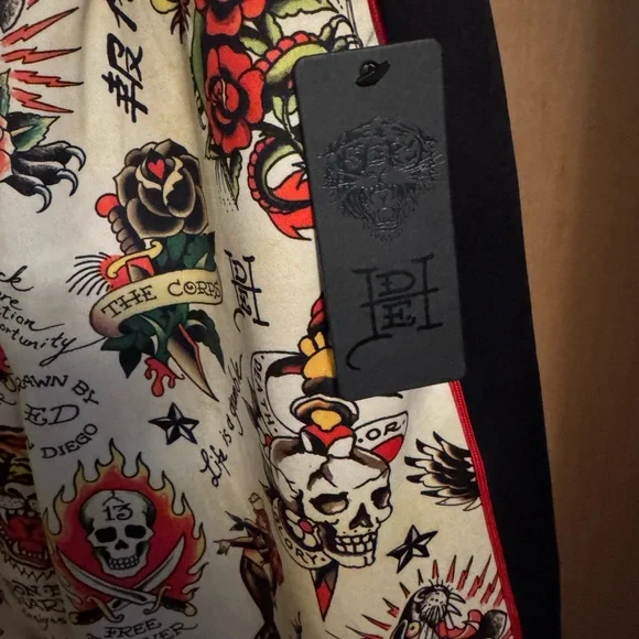 Ed Hardy Black and Cream Tattoo Inspired Graphic Sweat Pants NWT - Picture 4 of 11